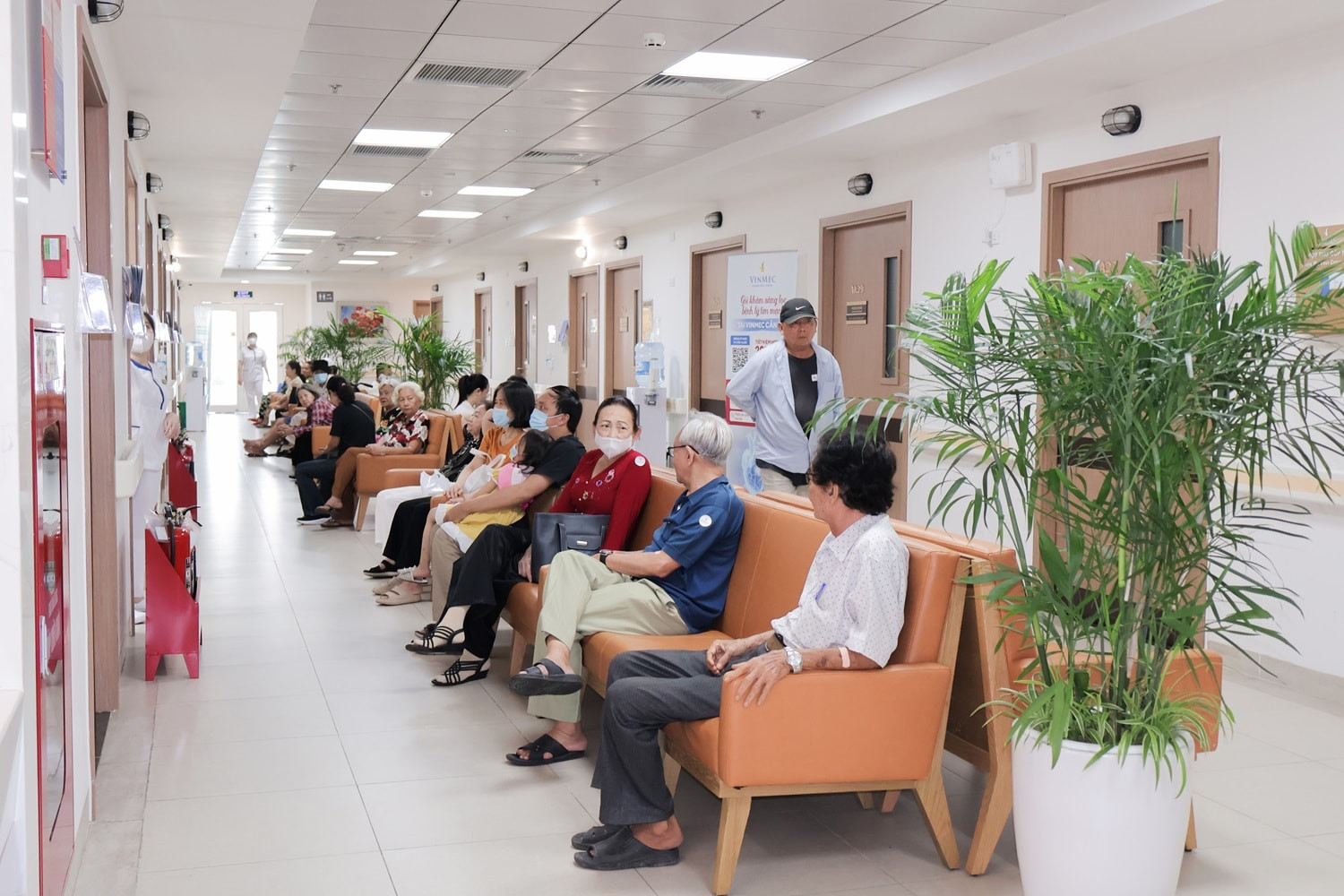 Outpatient waiting area at Vinmec Da Nang International Hospital