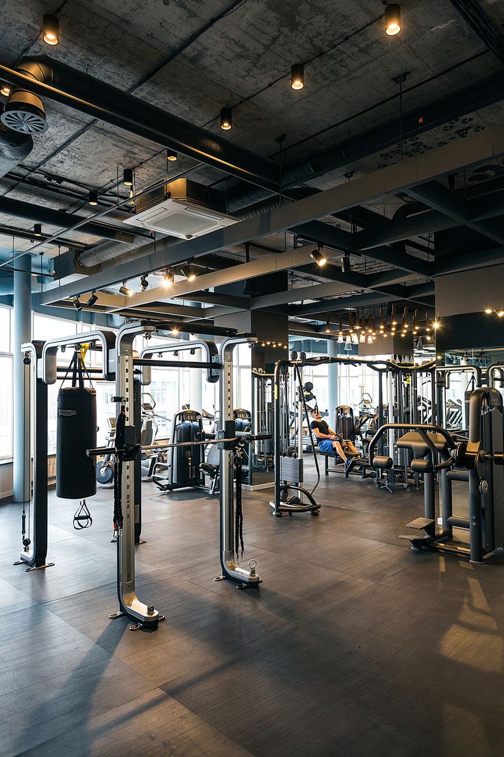 A rack of dumbbells at a Da Nang gym.